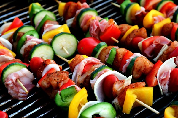 Brochettes apéro la veille : des recettes à succès pour vos invités !